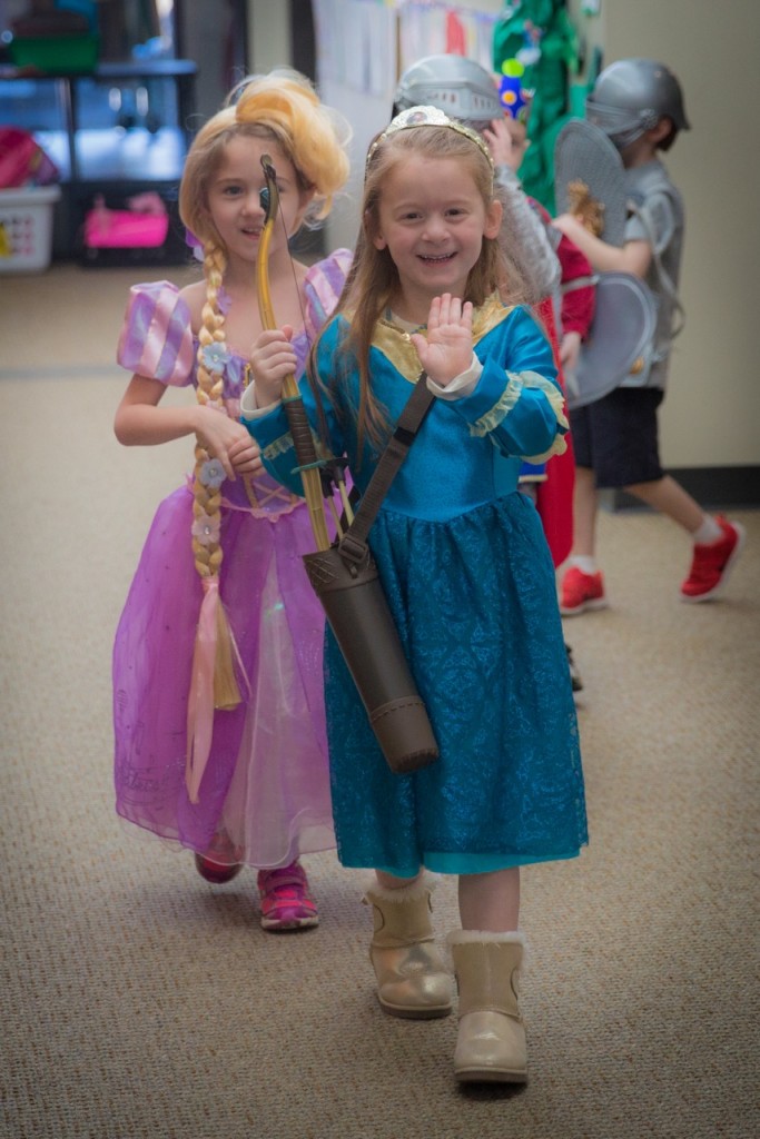 Fairy Tale Day Parade at Suncreek with my Canon 5D-Mark III