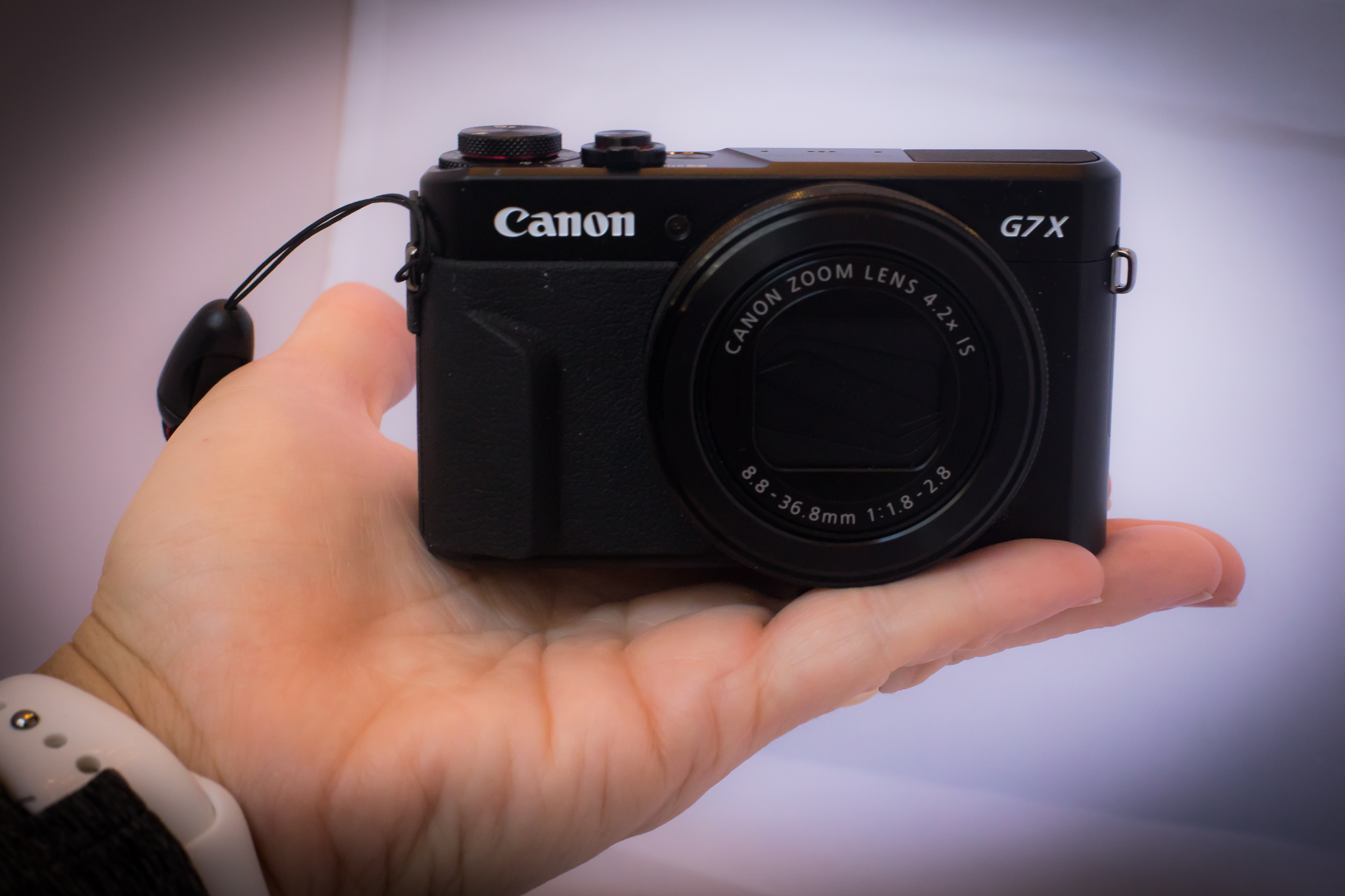 The Canon G7X II – The Perfect (and pocketable) Camera to Take with Me Everywhere!